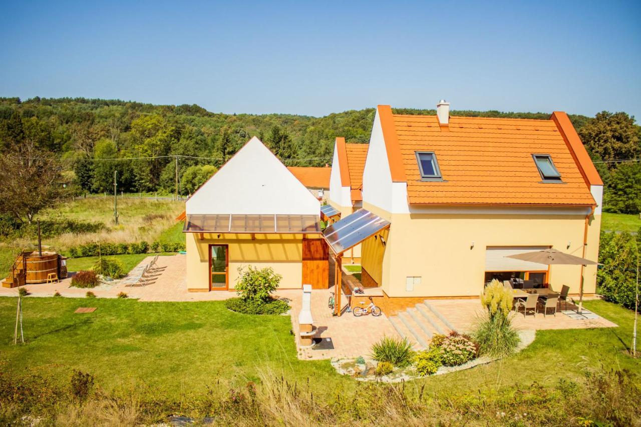Vendvidéki Pihenőházak Felsoszolnok Exterior foto